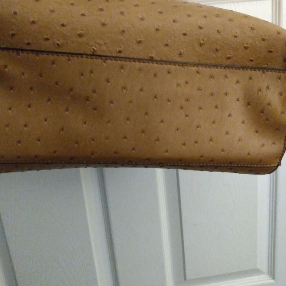 GUESS PURSE - Picture 6 of 7